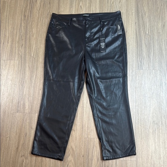 NWT Black Faux Leather Pants - Picture 1 of 6